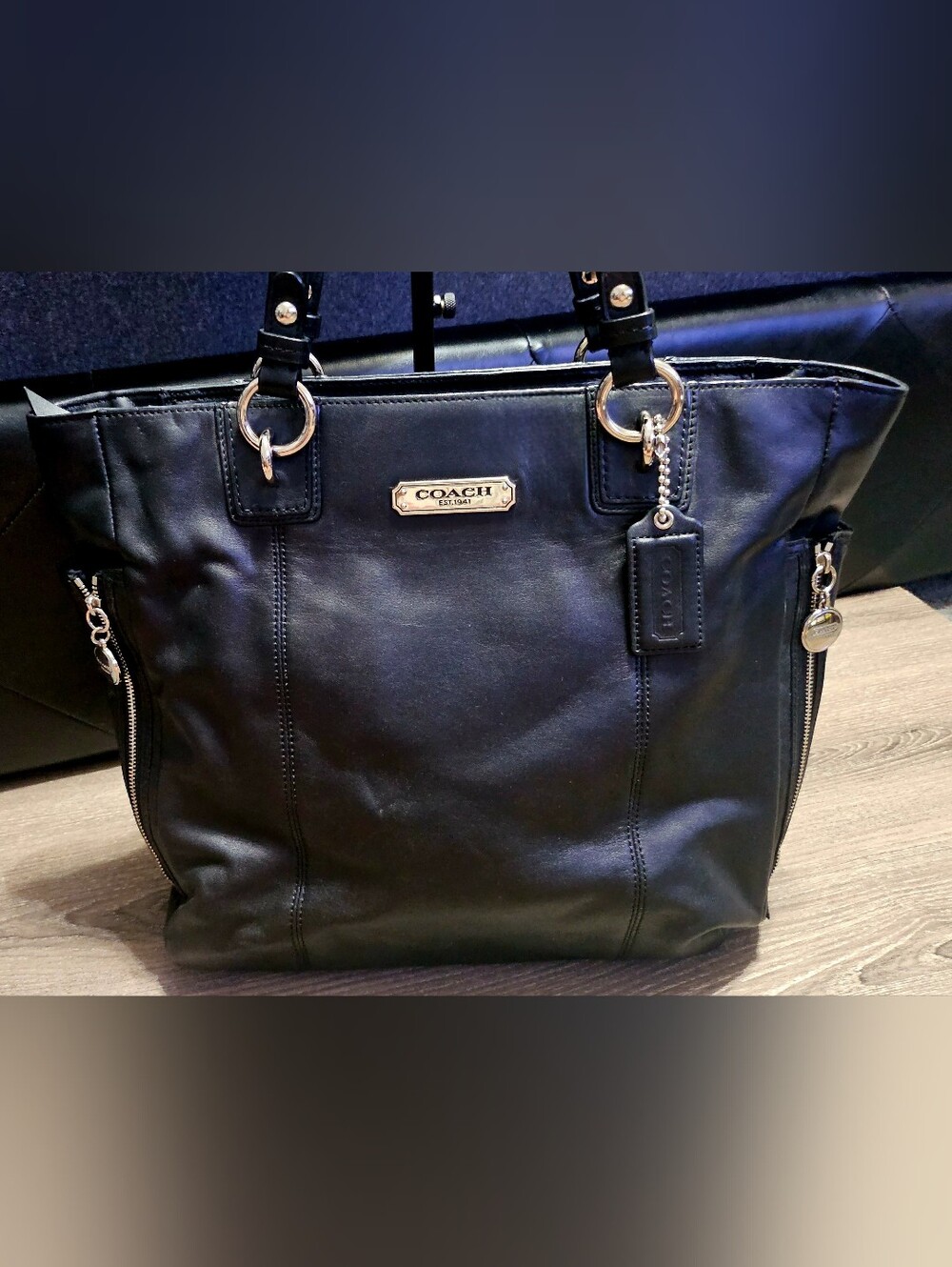 Authentic Genuine Leather Black Coach Gallery Tote Bag w/ zippers (F1295-F19456)